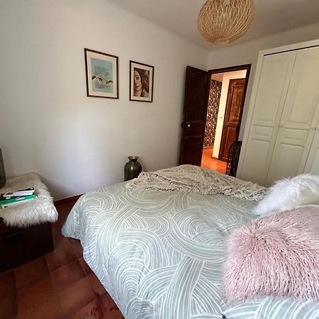 Villa De Charme En Campagne Avec Piscine Privee Et Nature Luxuriante Le Beausset Zewnętrze zdjęcie