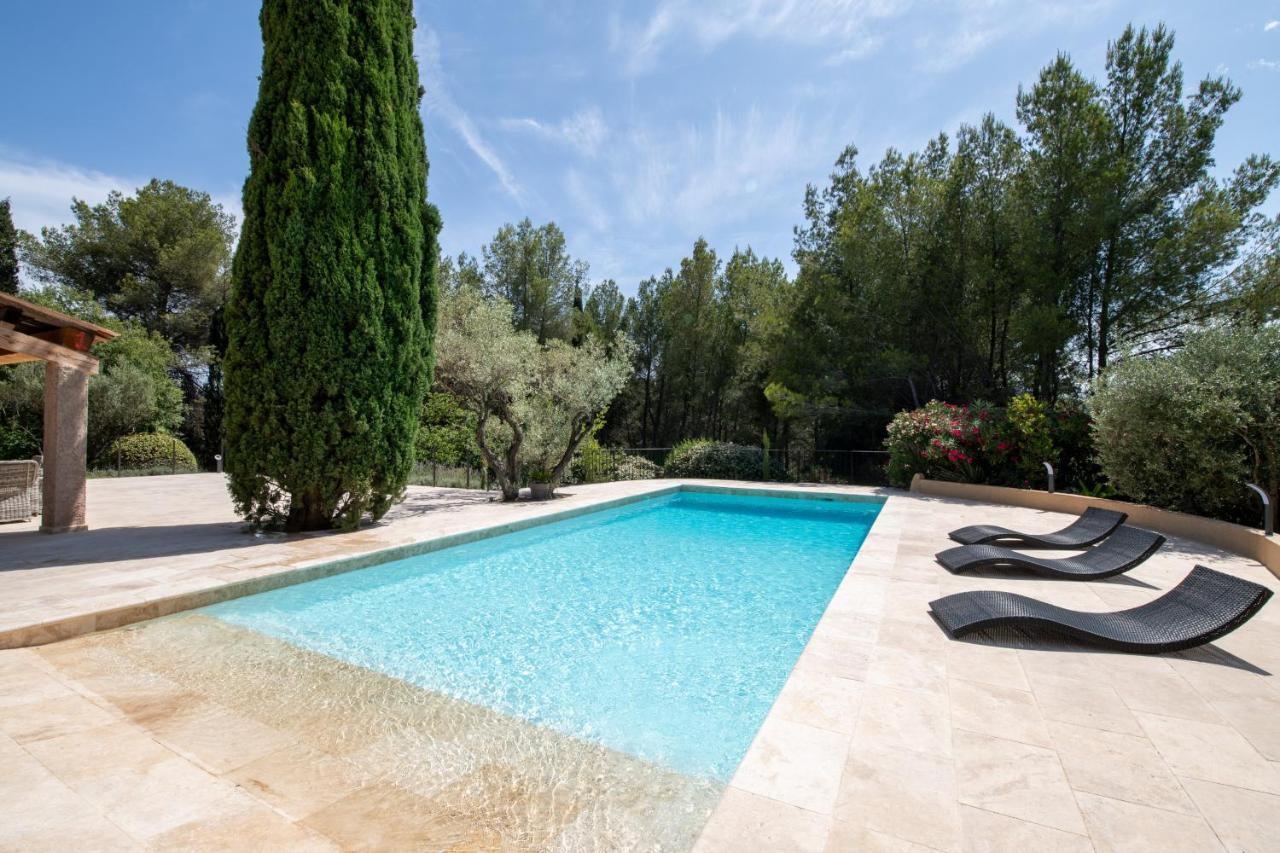 Villa De Charme En Campagne Avec Piscine Privee Et Nature Luxuriante Le Beausset Zewnętrze zdjęcie